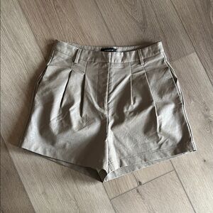 Beige Women's Pleated Pleather Shorts | Size Small